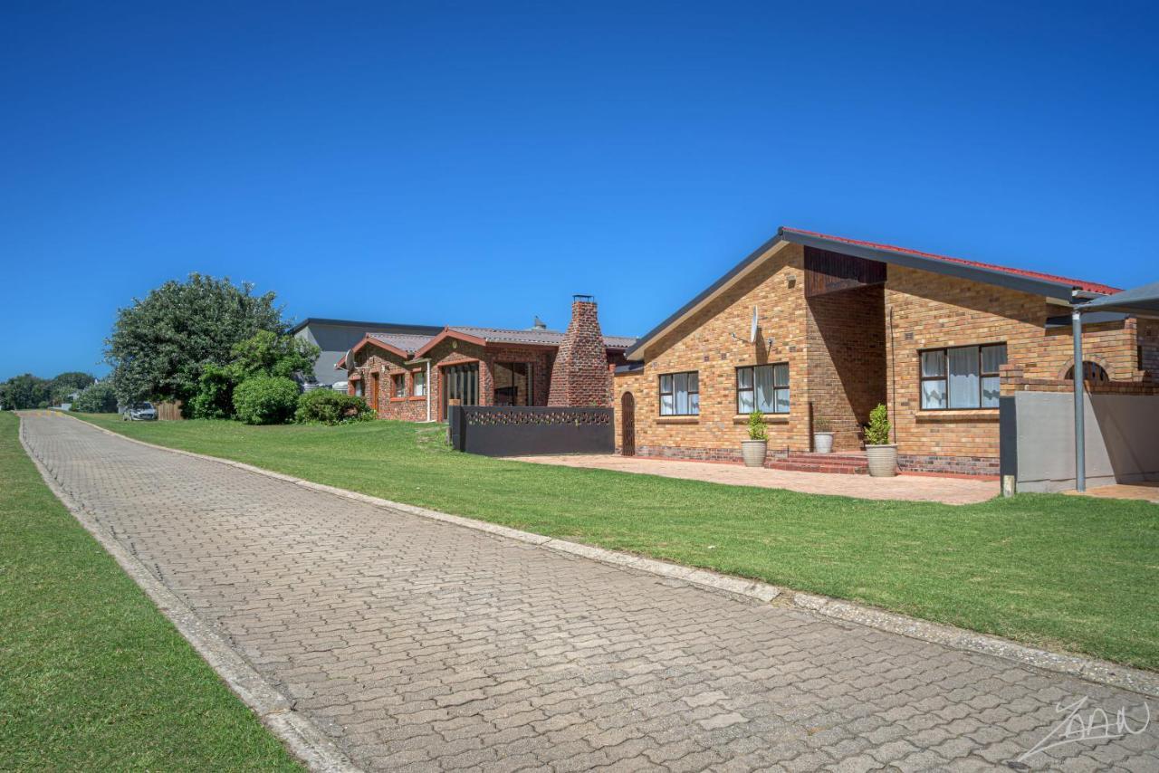 Fynbos Golf And Country Estate Hotel Eersterivierstrand Exterior photo